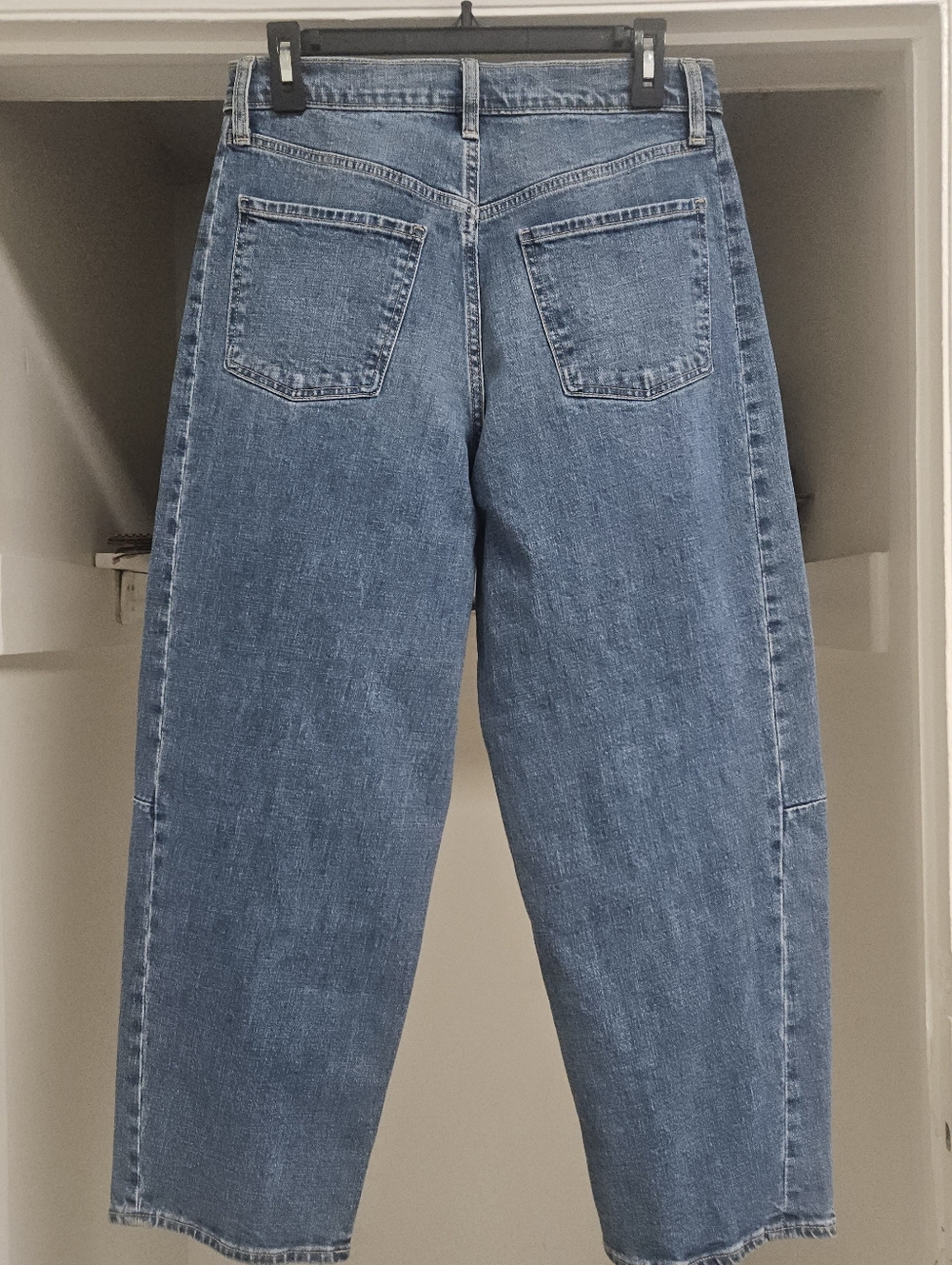 OLD NAVY HIGH-RISE BARREL LEG JEANS 8 - Picture 5 of 10
